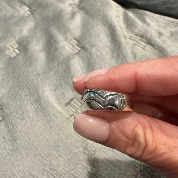 John Hardy Silver Lahar Ring with Diamonds size 7 new with box - Picture 5 of 12